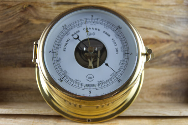 Barometer/ Messing/ Bullauge